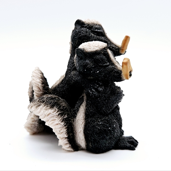 CASTAGNA | vintage 1988 hugging skunks figurine sculpture - Picture 3 of 8
